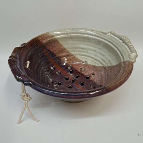 Click to view detail for #260311 Colander Purple 9x3.5 $22